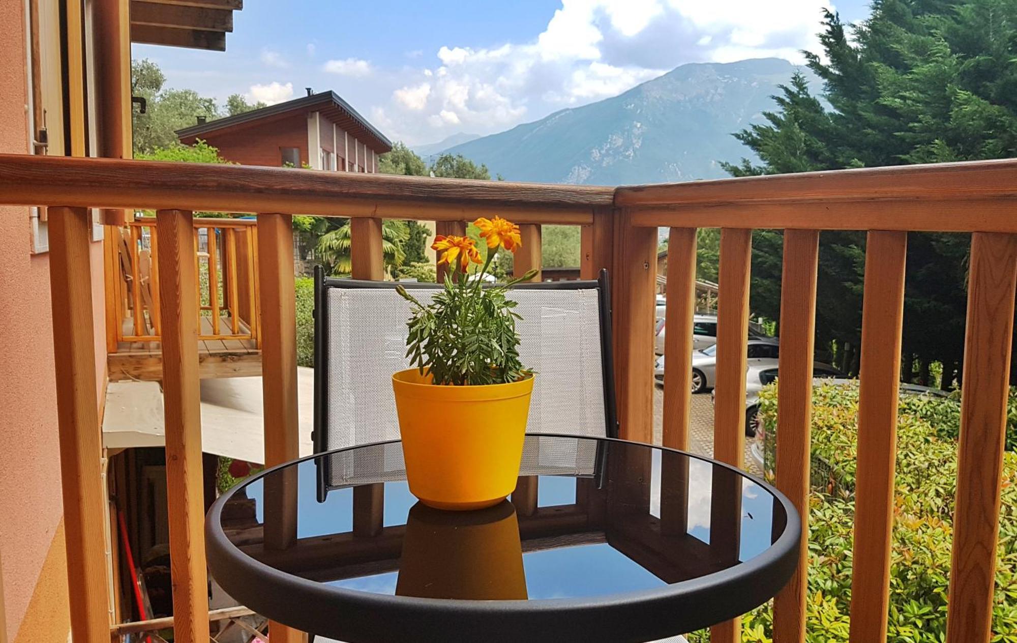 Appartamento Angi - Lago & Vacanza Attiva ريفا ديل غاردا المظهر الخارجي الصورة
